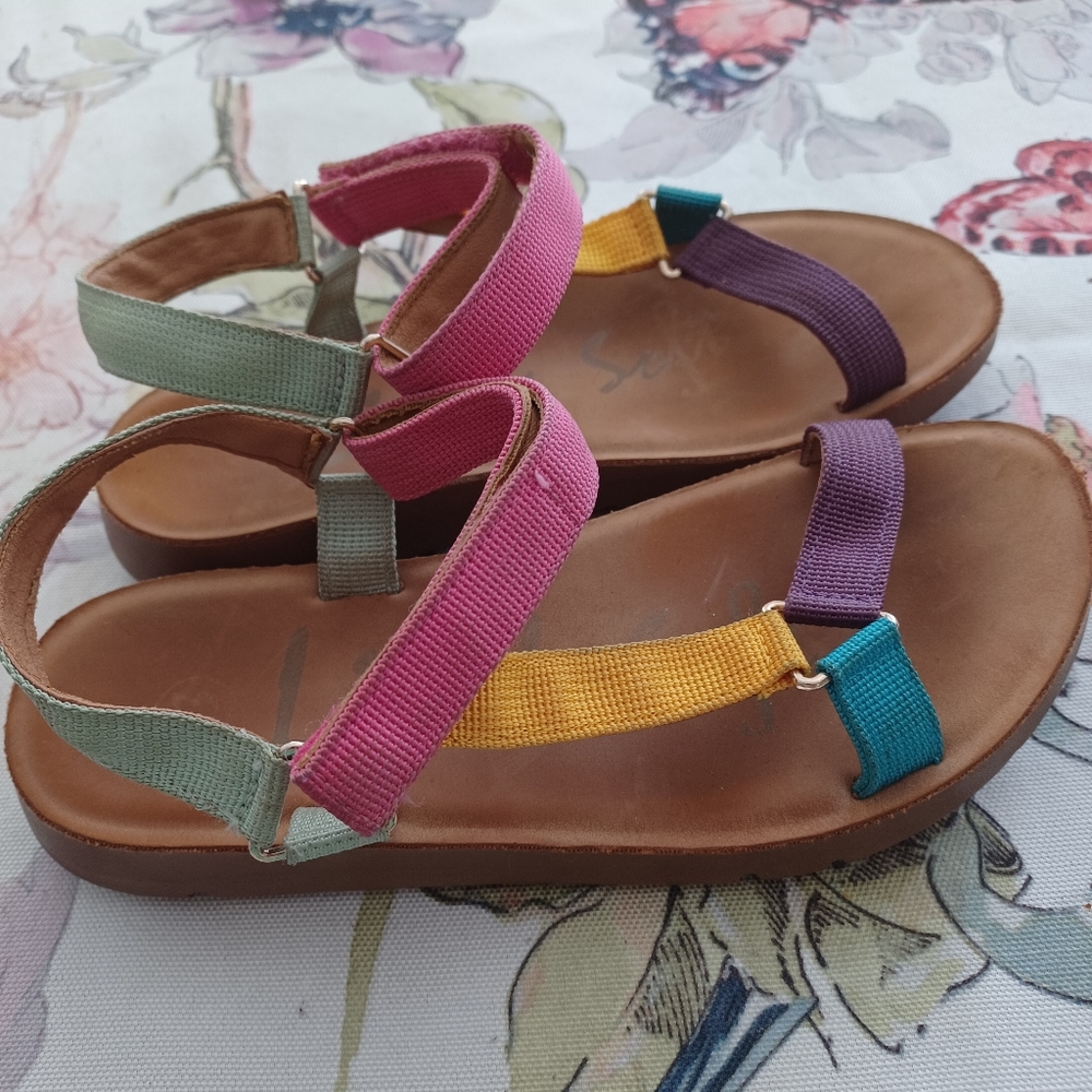 Link Soft Shoes | Girl's Link Soft multicolor Sandals | Size: 13